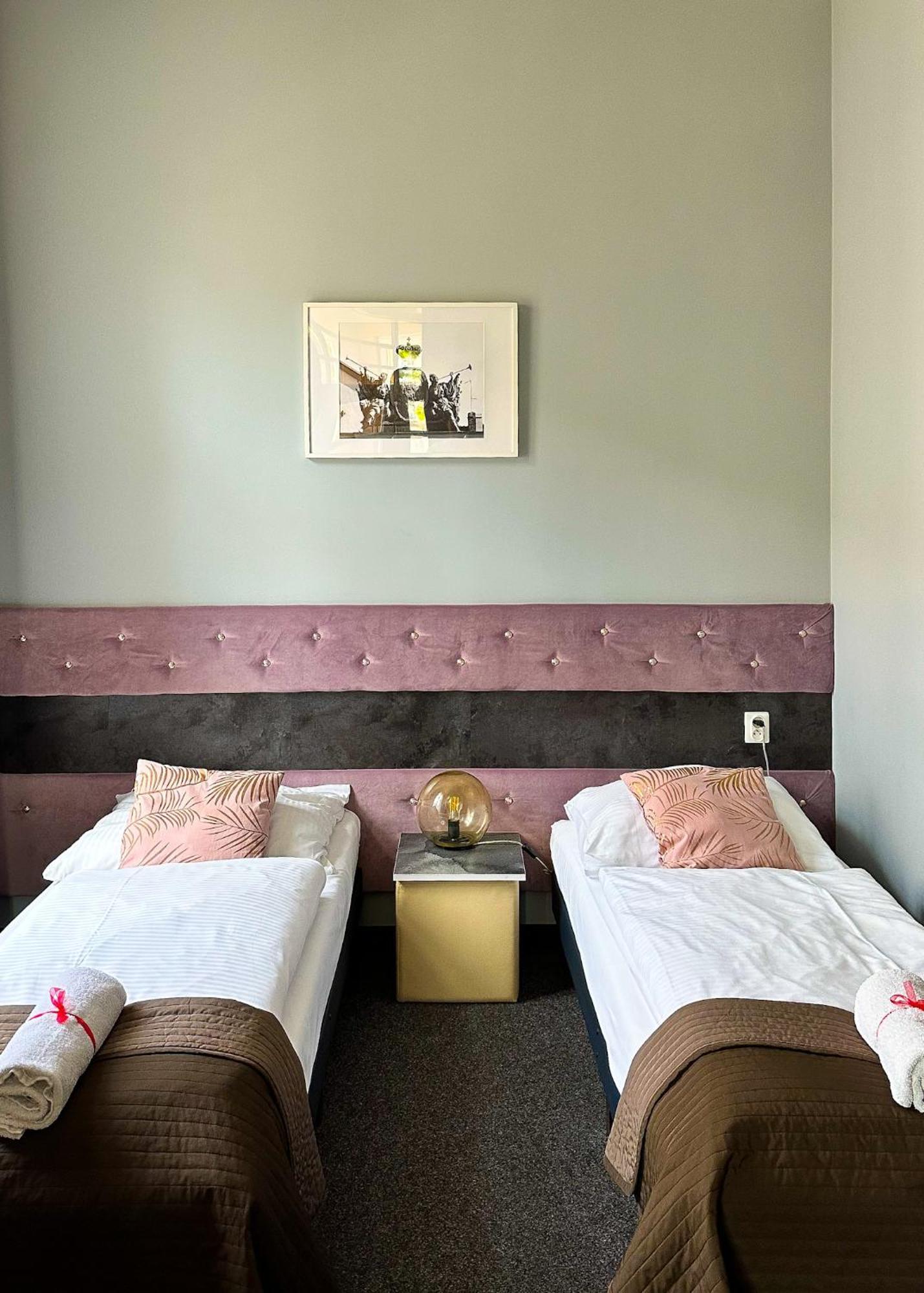 Expolis Residence - City Center Mtp Targi - 24H #Betterthanyourex Poznan Ngoại thất bức ảnh