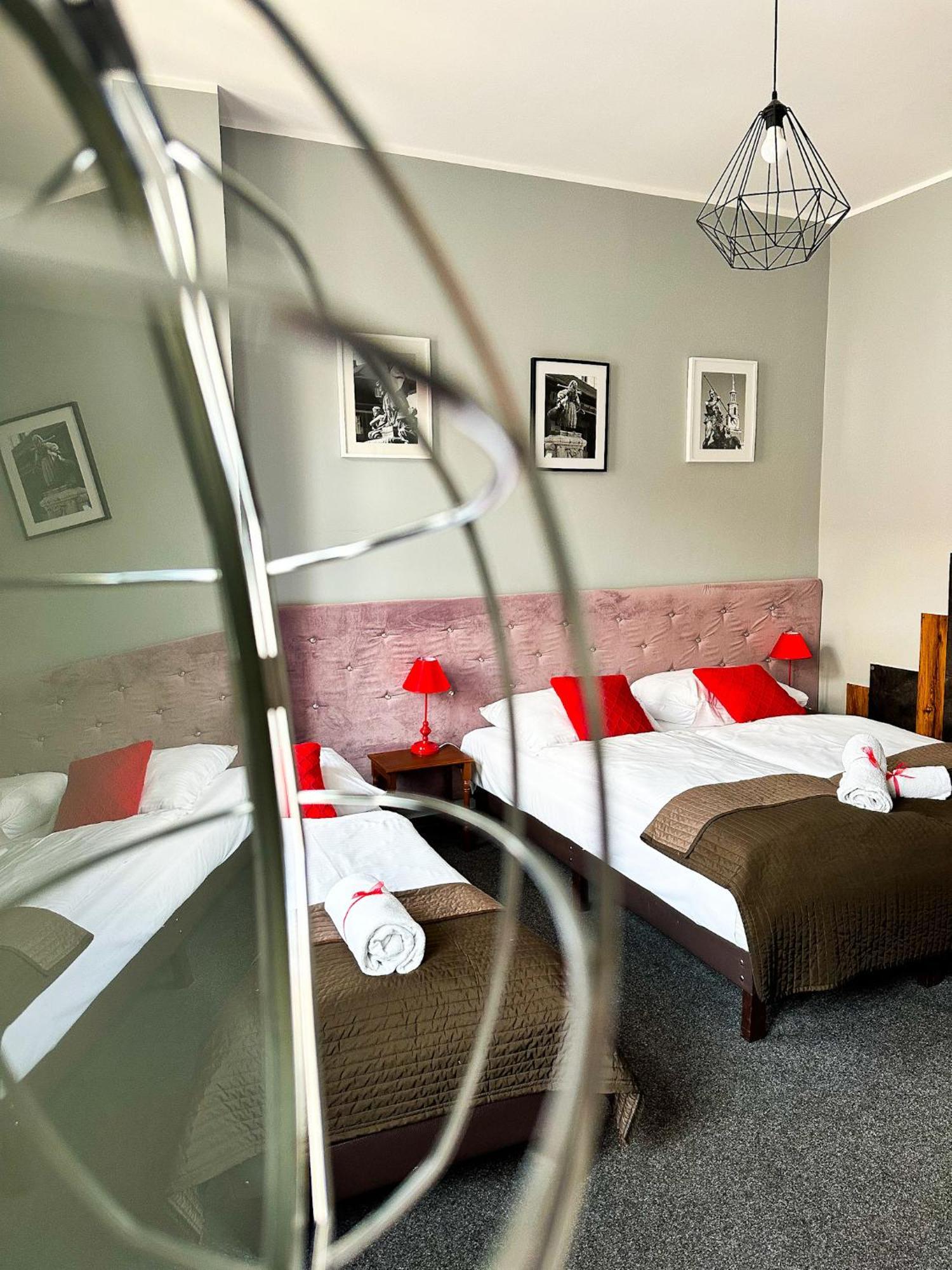 Expolis Residence - City Center Mtp Targi - 24H #Betterthanyourex Poznan Ngoại thất bức ảnh
