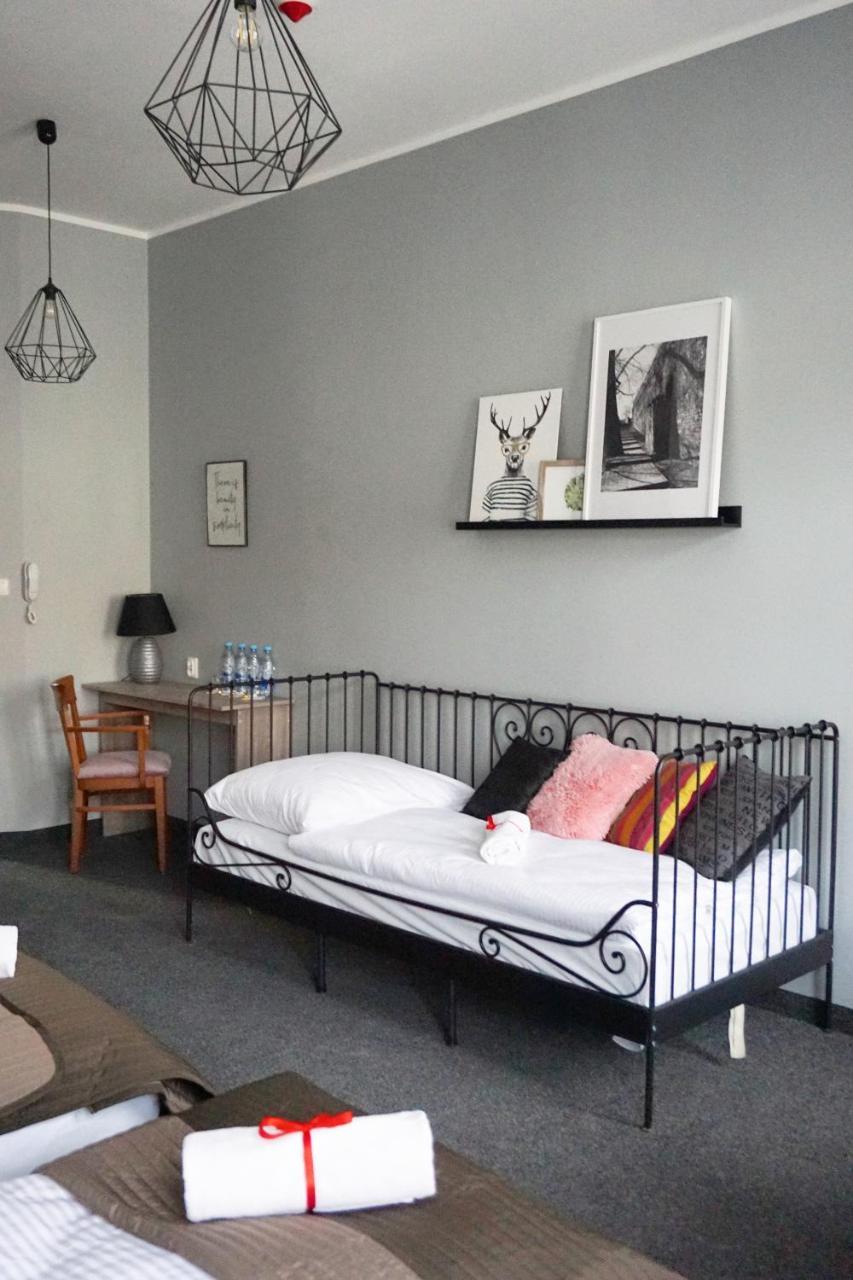 Expolis Residence - City Center Mtp Targi - 24H #Betterthanyourex Poznan Ngoại thất bức ảnh